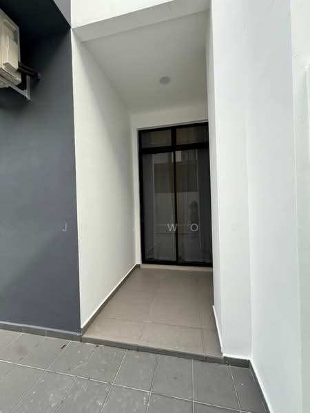 Garden Villas, Bukit Indah untuk Untuk Disewa - RM 5,500 /bulan, Apr 2026 - Entrance - PropertyGuru.com.my