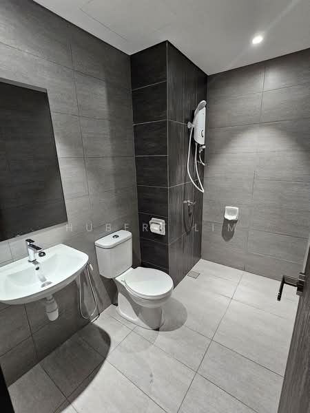 Service Residence for Rent at The New Duo @ Edumetro - Hubert Lim - Bathroom - PropertyGuru.com.my