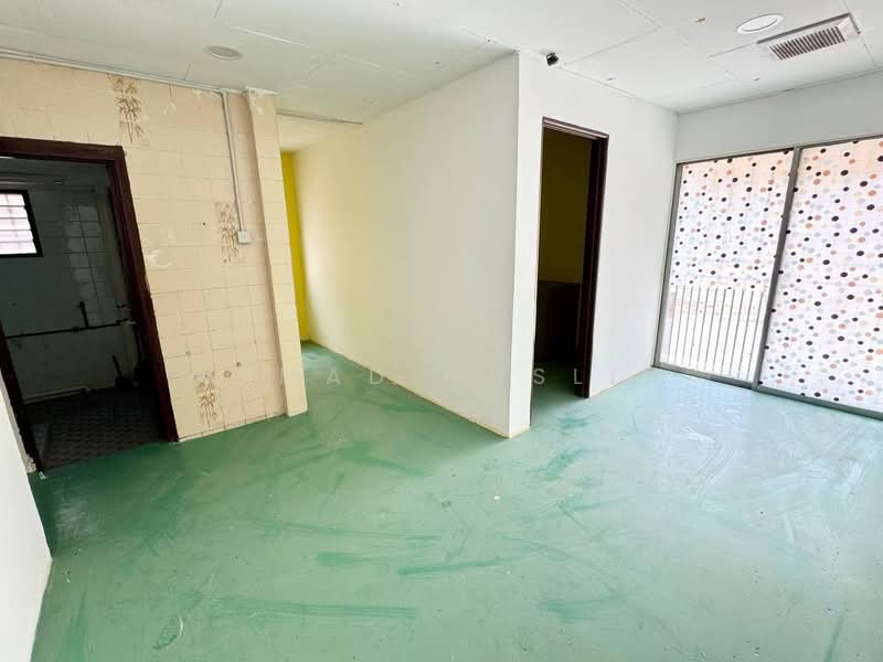 Seksyen 25 untuk Untuk Dijual - RM 690,000, Apr 2026 - PropertyGuru.com.my