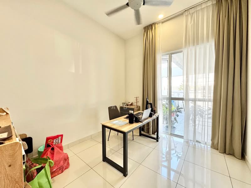 Terraced House for Sale in Bandar Tropicana Aman (Telok Panglima Garang) - Fauzi Abdullah - Study - PropertyGuru.com.my
