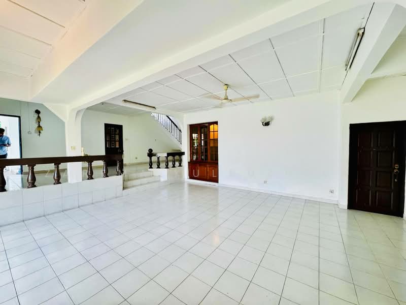 Bungalow for Sale in Kelana Jaya (Petaling Jaya) - Zarema Kulbuzheva - Living Room - PropertyGuru.com.my