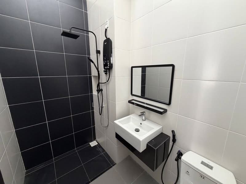 Eco Botanic untuk Untuk Disewa - RM 4,500 /bulan, Apr 2026 - Bathroom - PropertyGuru.com.my