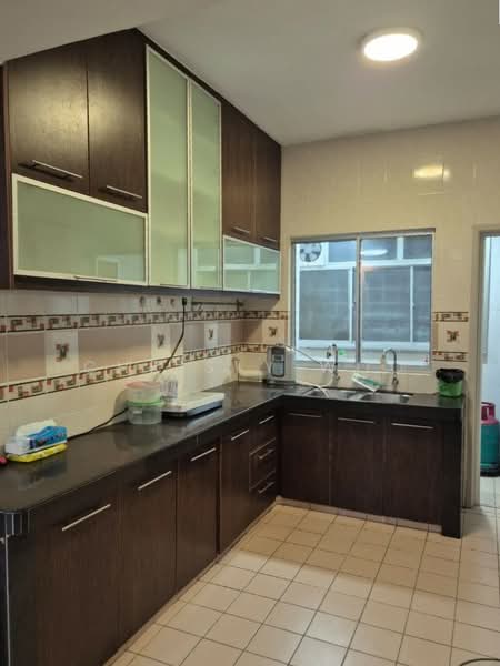 Kondominium untuk Disewa di Pertiwi Indah - Christy Woo - Kitchen - PropertyGuru.com.my