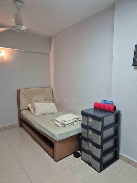 Kondominium untuk Disewa di Pertiwi Indah - Christy Woo - Bedroom - PropertyGuru.com.my