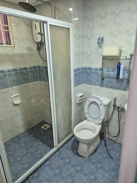 Kondominium untuk Disewa di Pertiwi Indah - Christy Woo - Bathroom - PropertyGuru.com.my