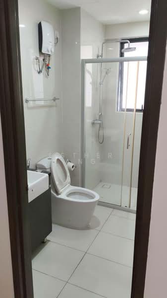 Bay Laurel @ Country Garden Danga Bay untuk Untuk Disewa - RM 3,600 /bulan, Apr 2026 - Bathroom - PropertyGuru.com.my