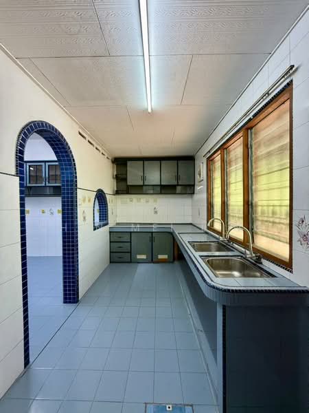 Taman Permai @ Seremban untuk Untuk Disewa - RM 1,400 /bulan, Apr 2026 - Kitchen - PropertyGuru.com.my