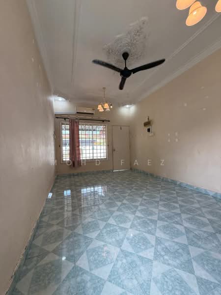 Taman Kota Masai untuk Untuk Dijual - RM 590,000, Apr 2026 - Living Room - PropertyGuru.com.my