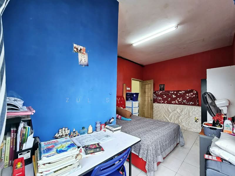 Desa Impiana untuk Untuk Dijual - RM 380,000, Apr 2026 - Bedroom - PropertyGuru.com.my