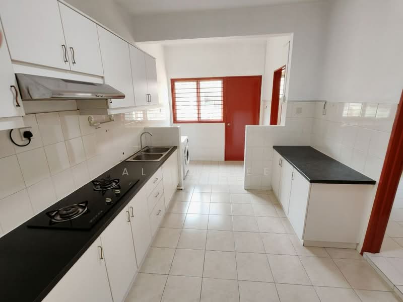 2-storey Terraced House for Rent in Shah Alam (Selangor) - Alwin Lee - Kitchen - PropertyGuru.com.my