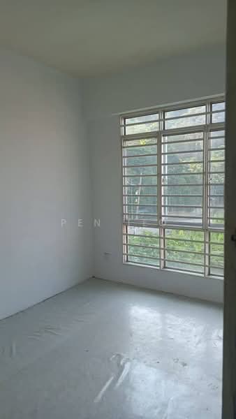 Suria Vista Apartment untuk Untuk Disewa - RM 800 /bulan, Apr 2026 - Bedroom  - PropertyGuru.com.my