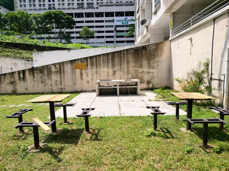 Suria Vista Apartment untuk Untuk Disewa - RM 800 /bulan, Apr 2026 - Playground  - PropertyGuru.com.my