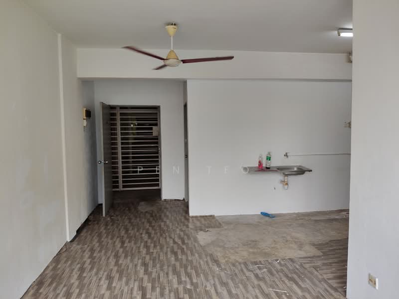 Apartment for Rent at Suria Vista Apartment - Pen Teo - Living Room - PropertyGuru.com.my