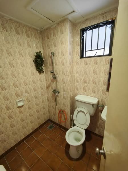 2-storey Terraced House for Sale in Usj 20 (Subang Jaya) - Michael Lee - Bathroom - PropertyGuru.com.my