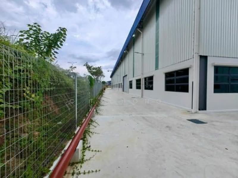 Kilang untuk Disewa di Ulu Tiram (Johor) - C.T Chong - Exterior - PropertyGuru.com.my