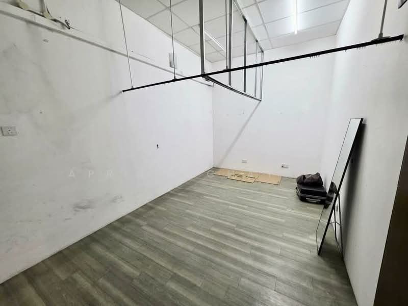 Taman Mutiara Mas untuk Untuk Disewa - RM 4,200 /bulan, Apr 2026 - Interior - PropertyGuru.com.my