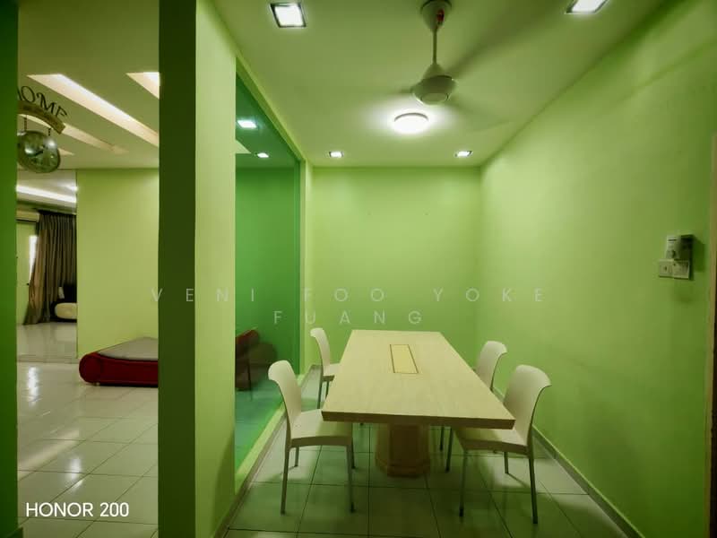 Rumah Teres 2 Tingkat untuk Disewa di Setia Alam (Selangor) - Veni Foo Yoke Fuang - Dining Room - PropertyGuru.com.my
