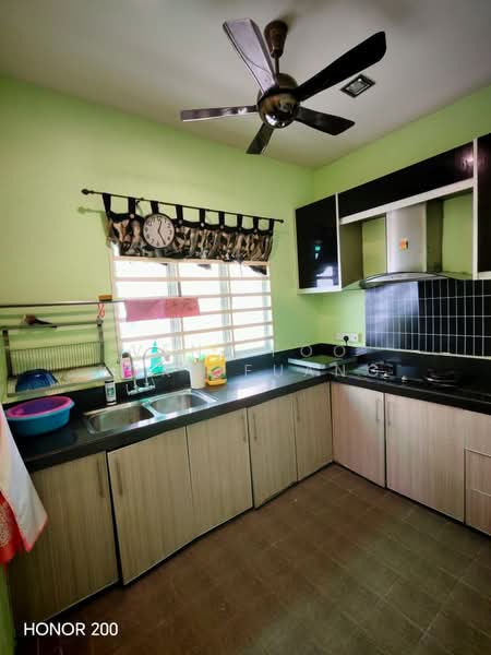 Rumah Teres 2 Tingkat untuk Disewa di Setia Alam (Selangor) - Veni Foo Yoke Fuang - Kitchen - PropertyGuru.com.my
