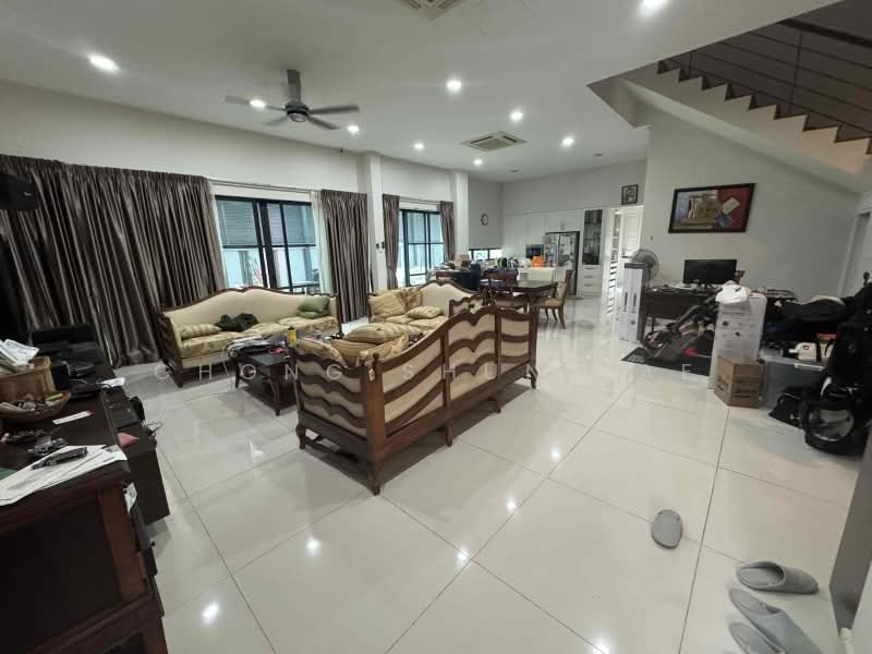 Semi-Detached House for Sale in Bandar Kinrara Seksyen 5 (Bandar Kinrara) - Chong Shun Kae - Living Room - PropertyGuru.com.my