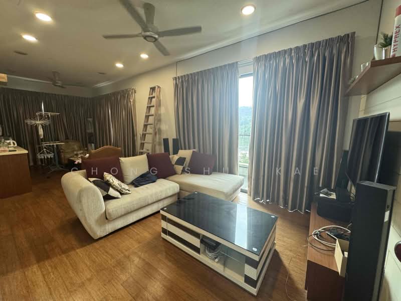 Semi-Detached House for Sale in Bandar Kinrara Seksyen 5 (Bandar Kinrara) - Chong Shun Kae - Living Room - PropertyGuru.com.my