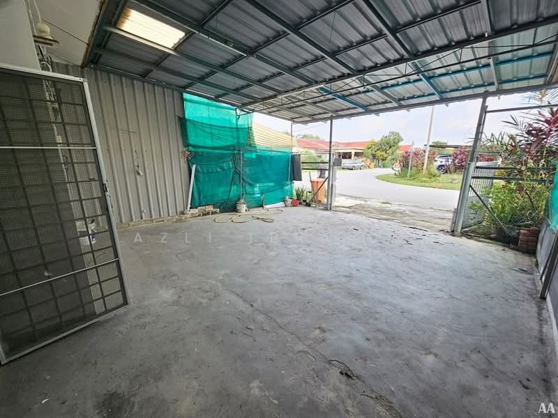 Taman Putra Puchong untuk Untuk Dijual - RM 360,000, Apr 2026 - Exterior - PropertyGuru.com.my