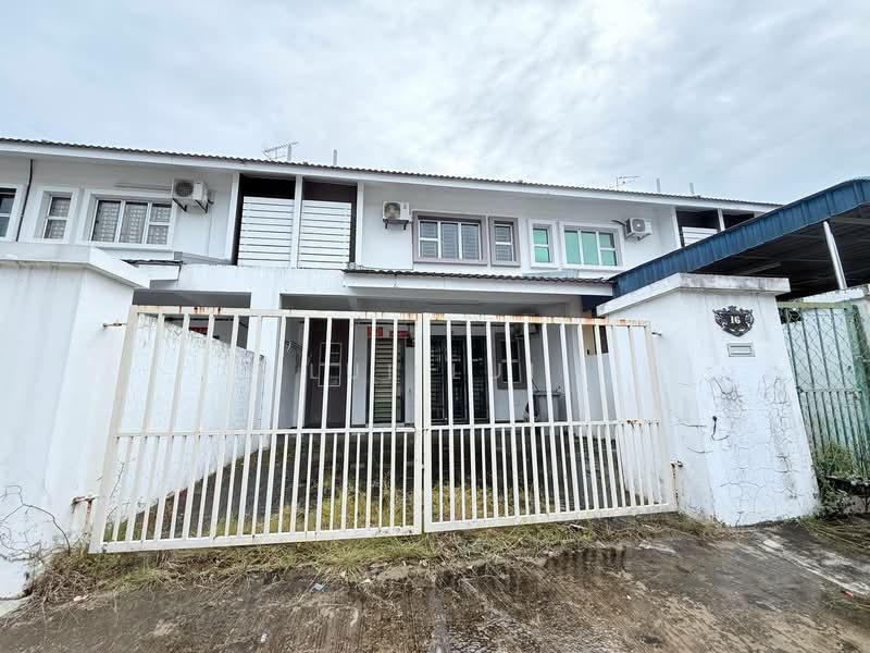 2-storey Terraced House for Sale in Nusantara Prima (Gelang Patah) - Lui Lui - Exterior - PropertyGuru.com.my
