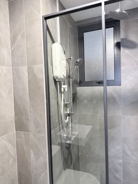 Service Residence for Rent at Alira @ Metropark Subang - Kim Ling - Master Bathroom - PropertyGuru.com.my