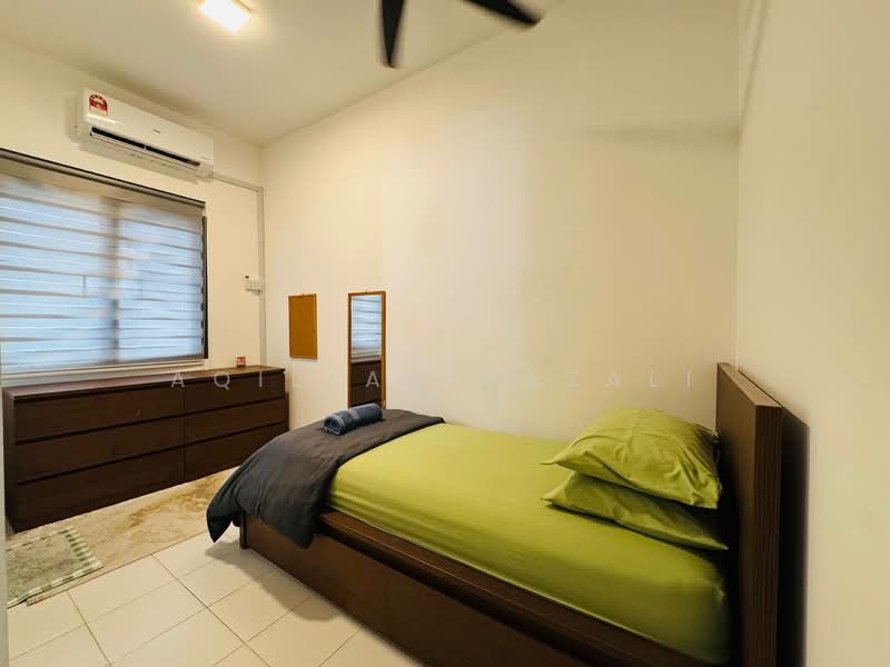 2-storey Terraced House for Sale in Bandar Mahkota Banting (Tanjong Duabelas) - Aqillah Razali - PropertyGuru.com.my