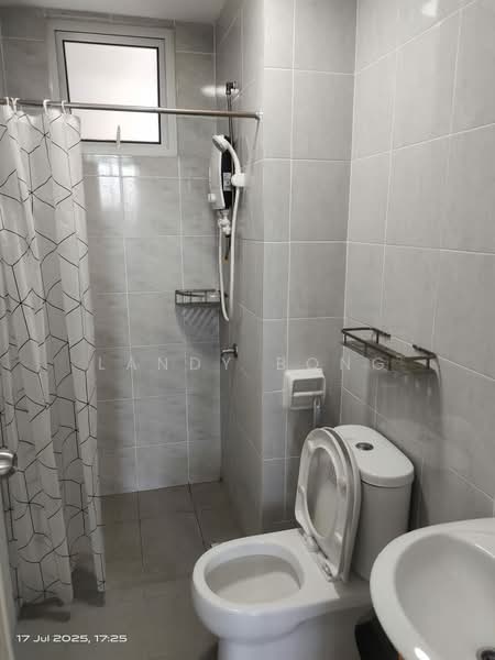 Condominium for Rent at i-Santorini - Landy Bong - Bathroom - PropertyGuru.com.my