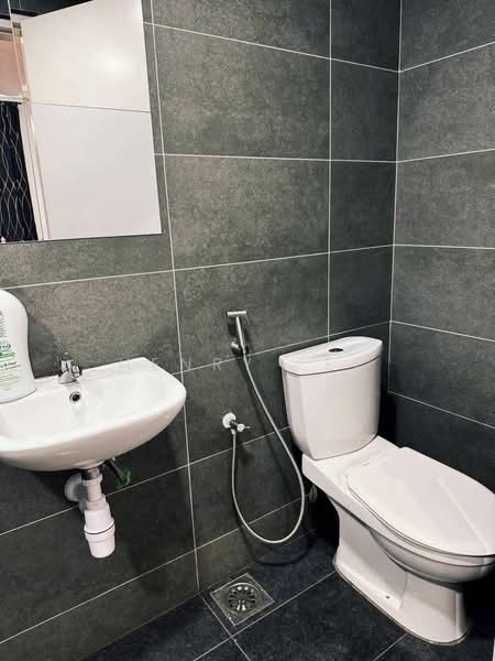 Service Residence for Rent at Midas @ Seri Alam - Henry Lee - Bathroom - PropertyGuru.com.my