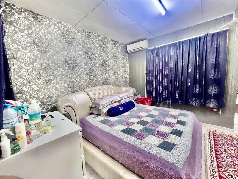 2-storey Terraced House for Sale in Bandar Damai Perdana (Cheras) - Zarema Kulbuzheva - Bedroom - PropertyGuru.com.my
