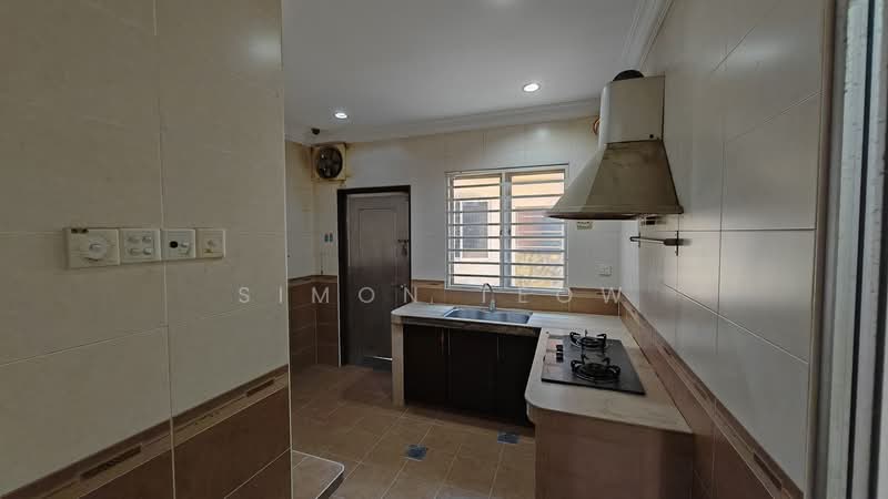 2-storey Terraced House for Sale in TAMAN PUCHONG UTAMA (Puchong) - Simon Teow - Kitchen - PropertyGuru.com.my