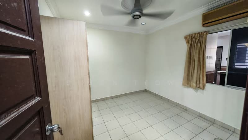 2-storey Terraced House for Sale in TAMAN PUCHONG UTAMA (Puchong) - Simon Teow - Interior - PropertyGuru.com.my