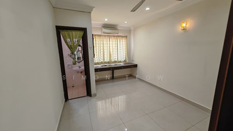 2-storey Terraced House for Sale in TAMAN PUCHONG UTAMA (Puchong) - Simon Teow - Bathroom - PropertyGuru.com.my