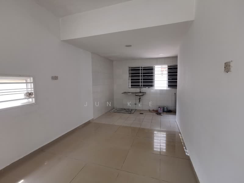 3-storey Terraced House for Sale in Balakong (Selangor) - Jun Kee - PropertyGuru.com.my