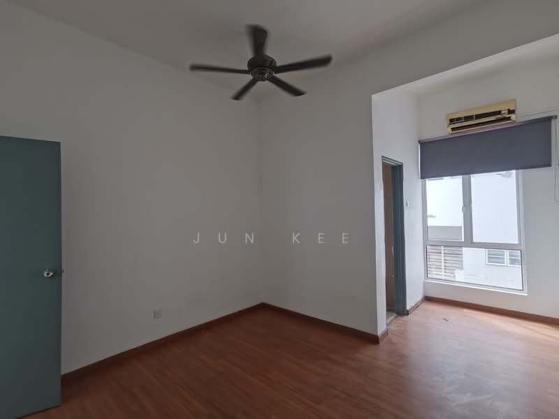 3-storey Terraced House for Sale in Balakong (Selangor) - Jun Kee - PropertyGuru.com.my