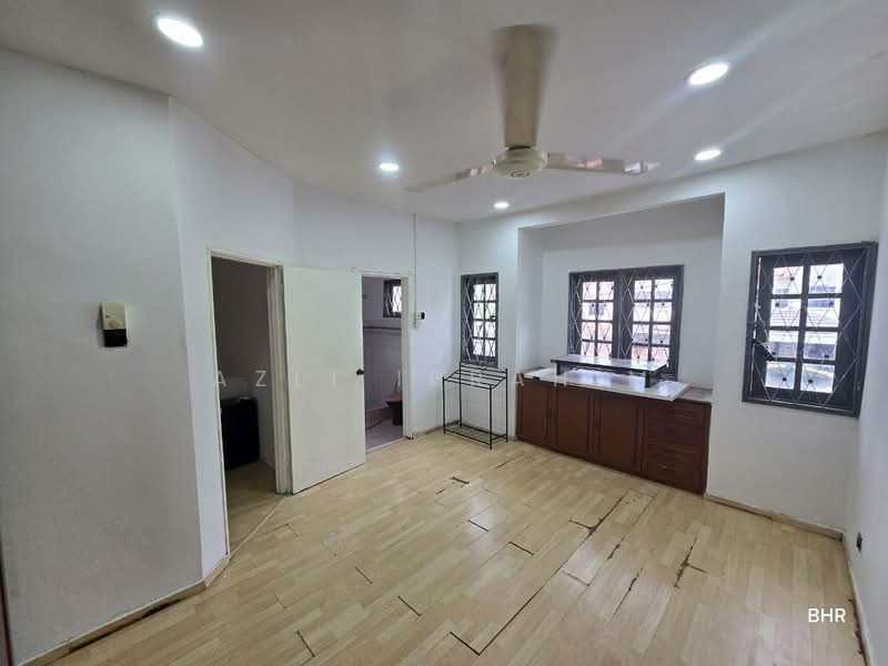 2-storey Terraced House for Sale in Bukit Indah (Ampang) - Azli Ibrahim - Interior - PropertyGuru.com.my