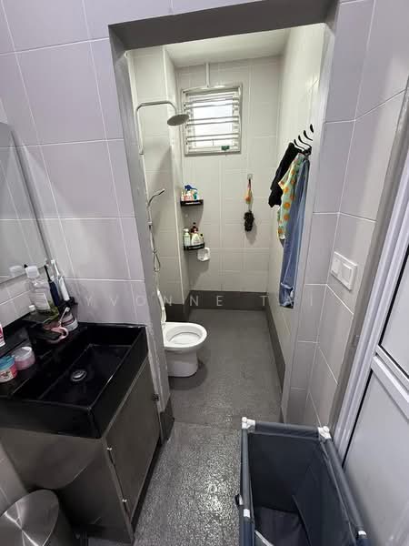 Terraced House for Sale in Pulai (Johor) - Yvonne Tai - Bathroom - PropertyGuru.com.my