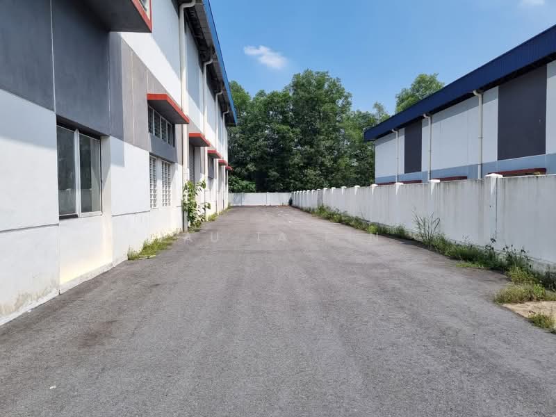Factory for Rent in Rawang (Selangor) - Lau Ia Ein - PropertyGuru.com.my