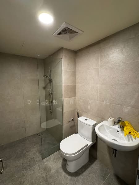 Service Residence for Rent at 8th & Stellar - Deon Ngaim - Bathroom - PropertyGuru.com.my