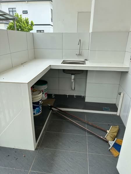 2-storey Terraced House for Rent in Bandar Puncak Alam (Puncak Alam) - Ms Teh - Exterior - PropertyGuru.com.my