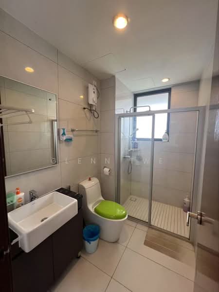 Condominium for Rent at Royal Strand @ Country Garden Danga Bay - Glenn Twe - Bathroom - PropertyGuru.com.my