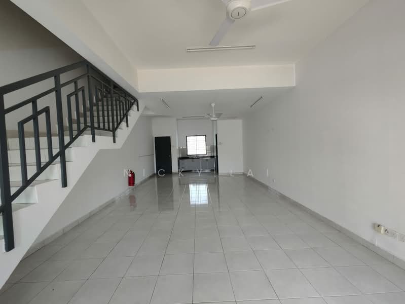 Sari Alamanda @ Sungai Choh @ Rawang untuk Untuk Dijual - RM 399,000, Apr 2026 - Living Room - PropertyGuru.com.my