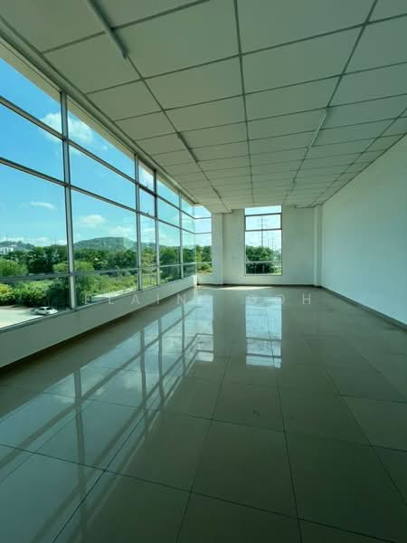Factory for Rent in Kawasan Perindustrian SILC (Iskandar Puteri (Nusajaya)) - Elaine Goh - Interior - PropertyGuru.com.my