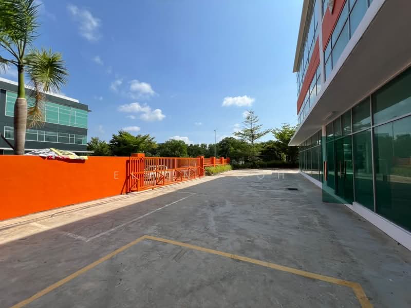 Factory for Rent in Kawasan Perindustrian SILC (Iskandar Puteri (Nusajaya)) - Elaine Goh - Exterior - PropertyGuru.com.my