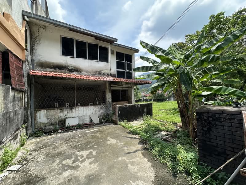 2-storey Terraced House for Sale in Taman Melawati (Ulu Kelang) - Brackson Loh - Exterior - PropertyGuru.com.my