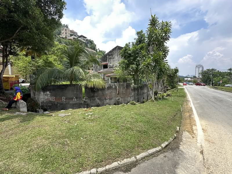 2-storey Terraced House for Sale in Taman Melawati (Ulu Kelang) - Brackson Loh - Exterior - PropertyGuru.com.my