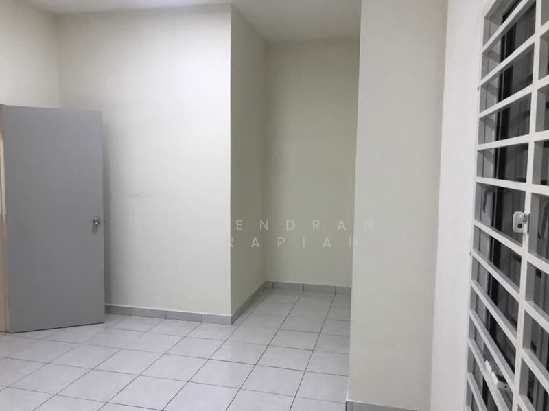 2-storey Terraced House for Sale in Bandar Puncak Alam (Puncak Alam) - Surendran Karapiah - Interior - PropertyGuru.com.my