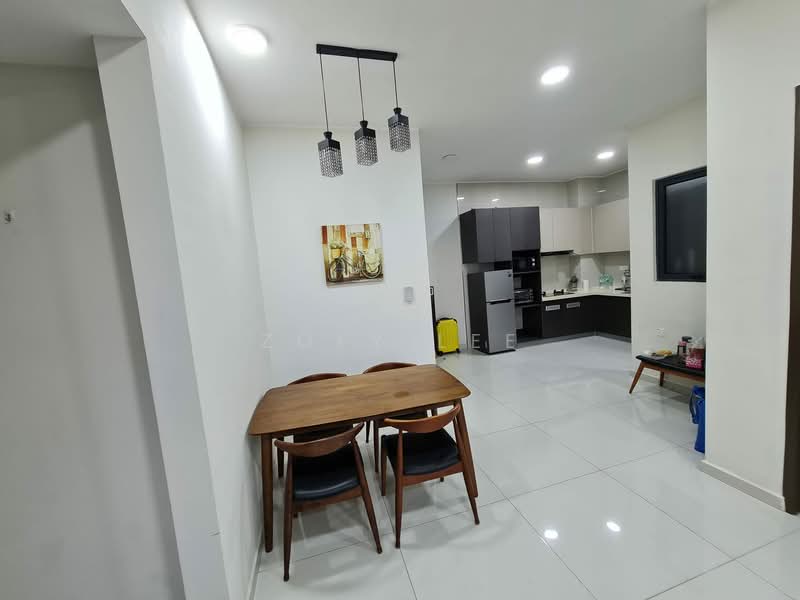 Condominium for Rent at Amberside @ Country Garden Danga Bay - Zoey Lee - Dining Room - PropertyGuru.com.my