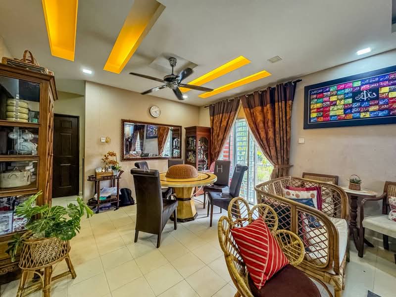Taman Idaman Murni, Sepang untuk Untuk Dijual - RM 635,000, Apr 2026 - Living Room - PropertyGuru.com.my
